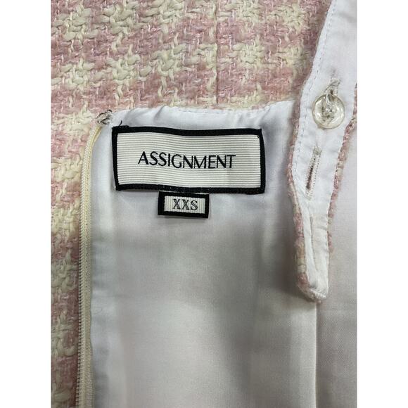 Elegant Cream Mini Dress - Picture 4 of 5